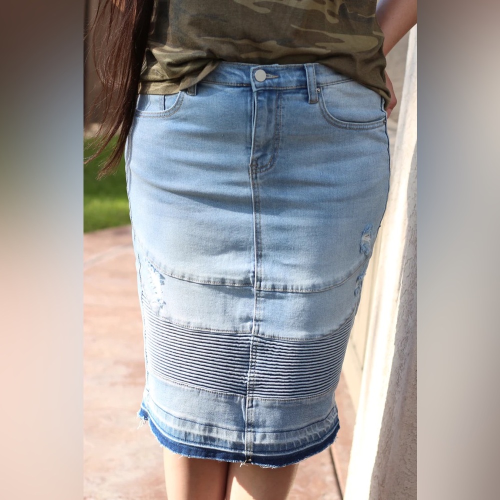 Denim skirt